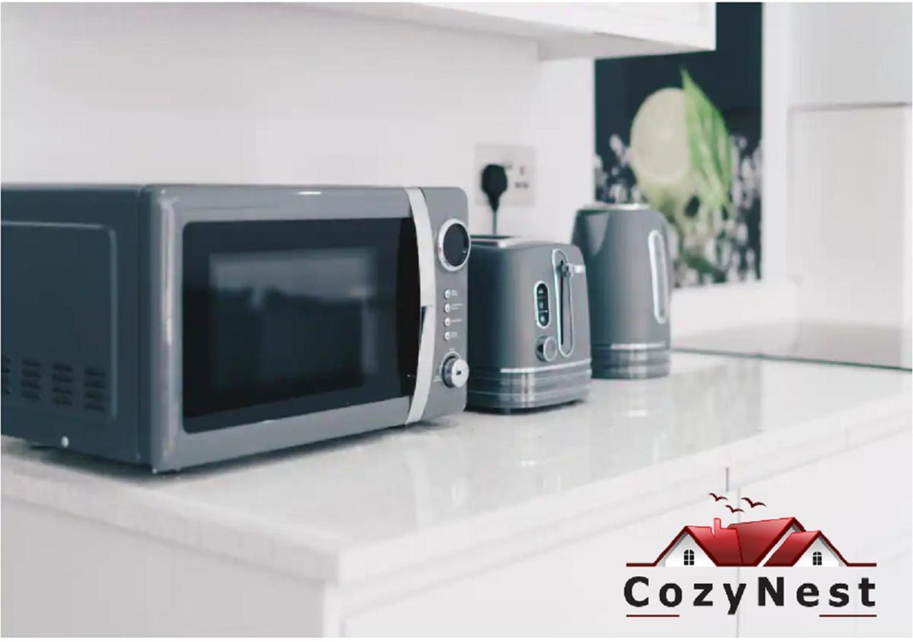 Riverview 1 Bed With Parking By Cozynest